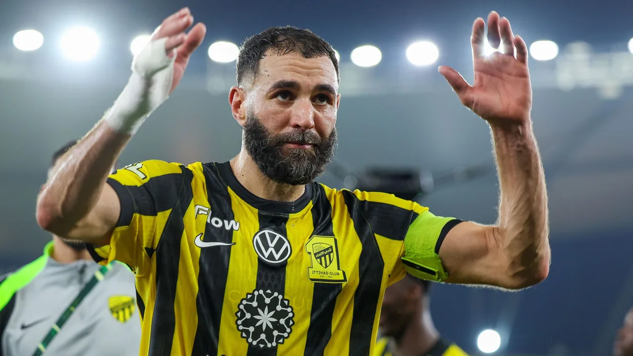 تراجع كبير.. مستقبل بنزيما مع الاتحاد يقترب من الانتهاء